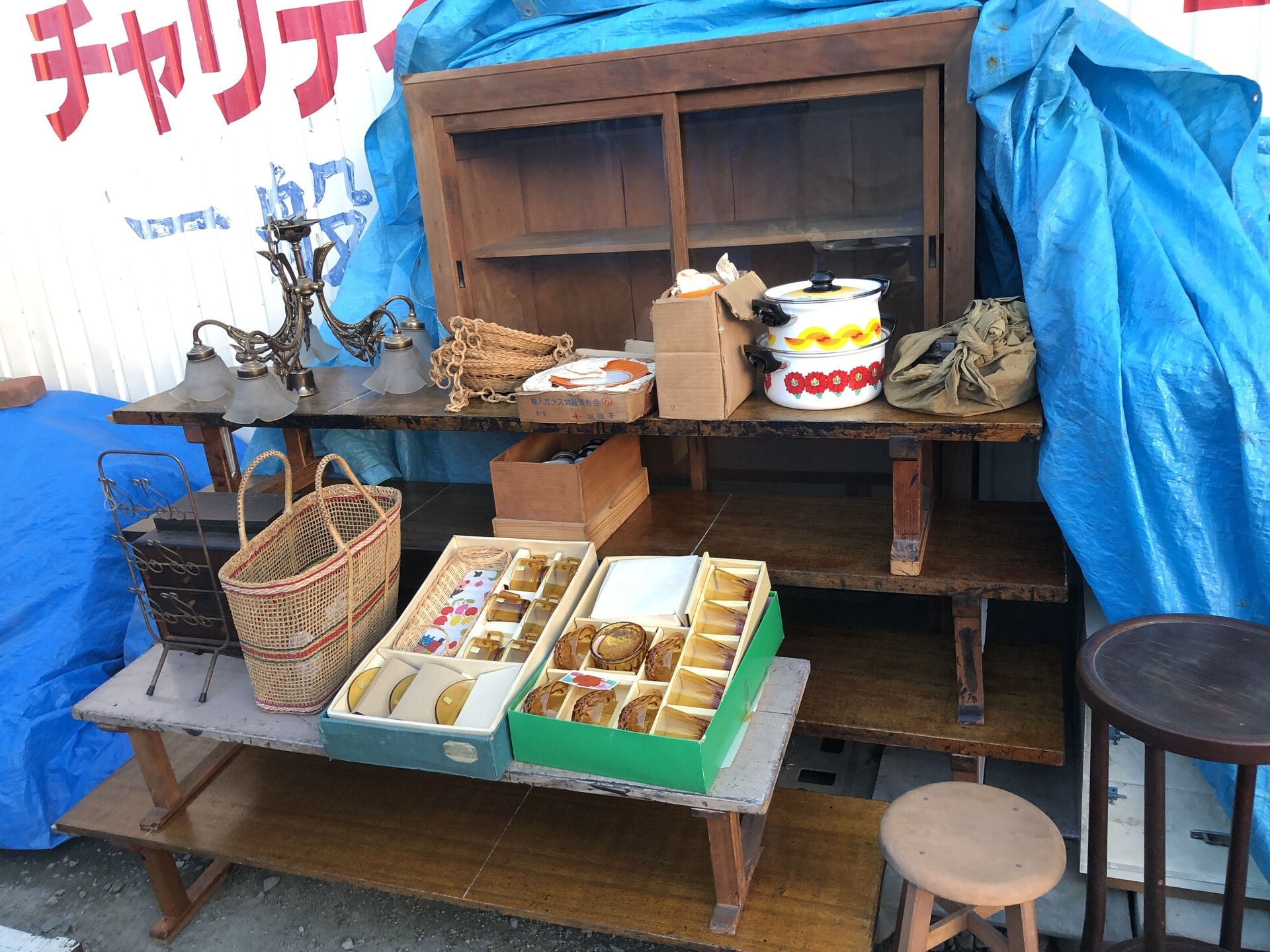大阪府貝塚市　昭和レトロ、古家具買い取り